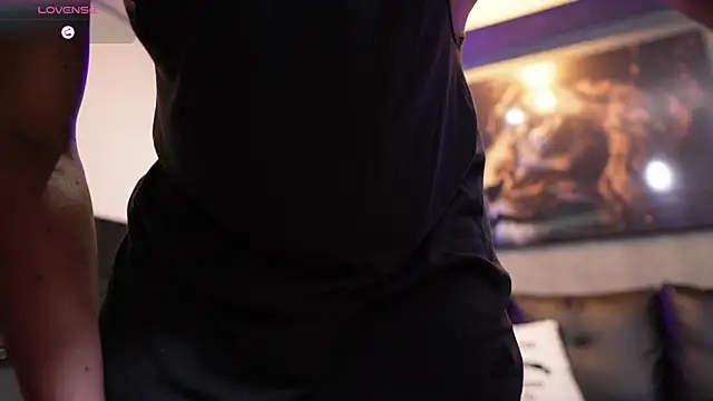 Snapshot of David_blake_ chatting on October 15, 2025, 4:00 am David blake  online show from October 15, 2025, 4:00 am