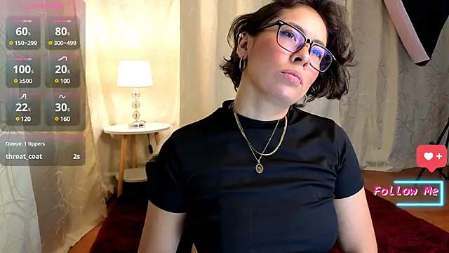 sophia dumont online show from March 3, 2025, 5:26 am