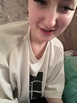 Snapshot of Evi_murr chatting on February 13, 2025, 12:00 pm Evi murr online show from February 13, 2025, 12:00 pm