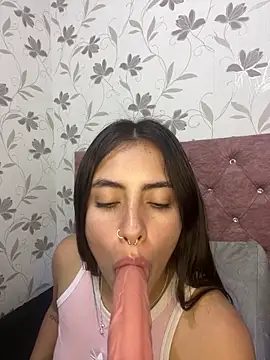 Emmaa dia online show from March 4, 2025, 8:38 pm