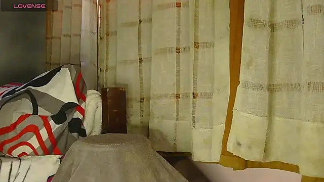 blondiebbc online show from February 19, 2026, 1:19 pm