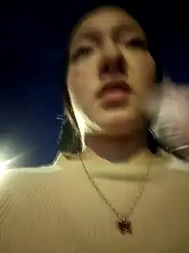 Snapshot of CuteHarper chatting on March 20, 2025, 11:34 pm CuteHarper online show from March 20, 2025, 11:34 pm