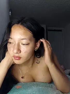 Snapshot of CuteHarper chatting on February 21, 2025, 2:50 am CuteHarper online show from February 21, 2025, 2:50 am