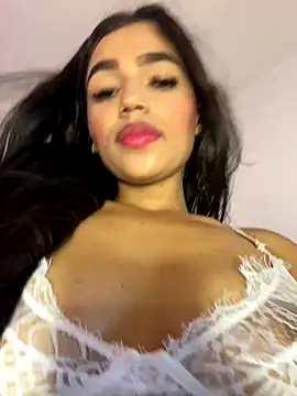 Snapshot of trex_x chatting on October 7, 2025, 6:53 pm trex x online show from October 7, 2025, 6:53 pm