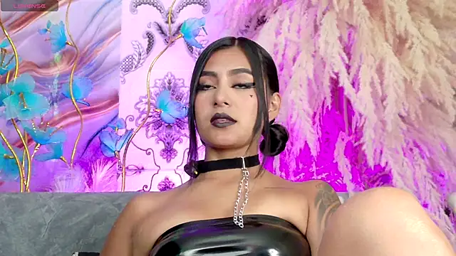 meganwolf 1 online show from October 3, 2025, 9:05 pm