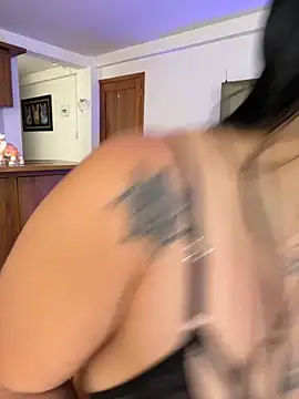 Snapshot of Madissonlove_1 chatting on October 1, 2025, 12:09 pm Madissonlove 1 online show from October 1, 2025, 12:09 pm