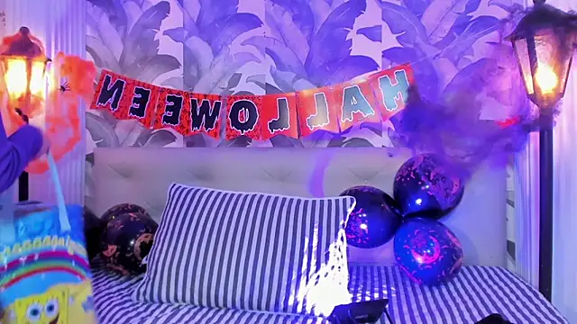 Snapshot of Sami_Evanns chatting on October 31, 2025, 3:14 am Sami Evanns online show from October 31, 2025, 3:14 am