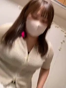 mitarashi awww online show from September 26, 2025, 9:43 pm