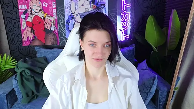 roxy riot  online show from February 20, 2025, 7:34 am
