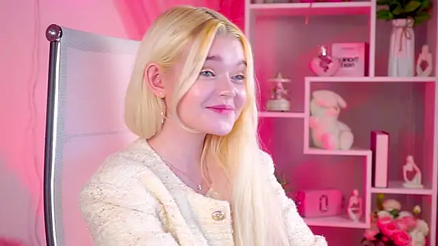 AdeleCartier online show from April 13, 2026, 2:48 am