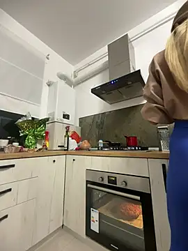 BonyBon29 online show from April 14, 2026, 6:35 pm