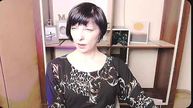  AngeliaFlow  online show from April 3, 2026, 8:21 am