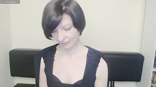  AngeliaFlow  online show from February 11, 2025, 10:58 am