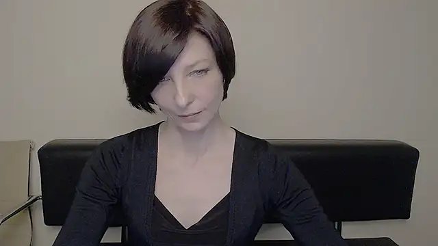  AngeliaFlow  online show from February 22, 2025, 10:18 am