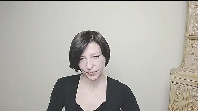  AngeliaFlow  online show from February 26, 2025, 7:23 am
