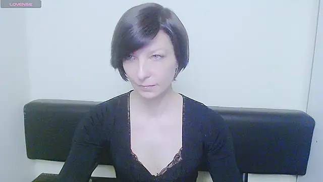  AngeliaFlow  online show from February 7, 2025, 8:01 am