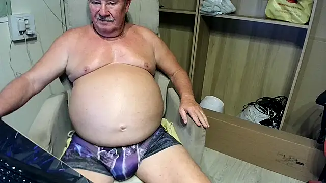 barenfan online show from October 16, 2025, 8:39 pm