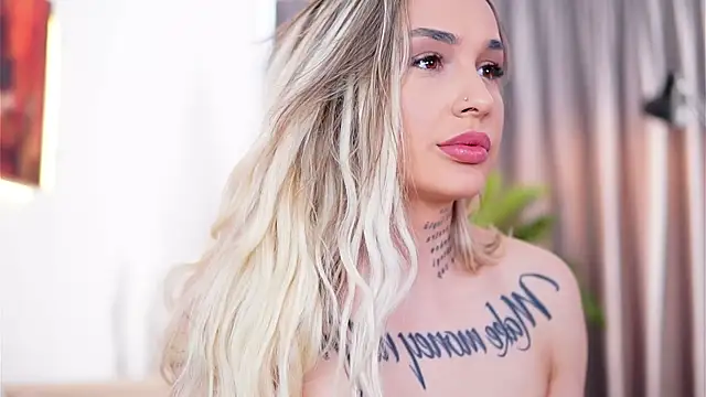 Ammylicious Doll online show from February 22, 2025, 12:18 pm