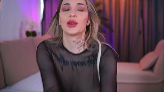 Ammylicious Doll online show from March 8, 2025, 6:21 am
