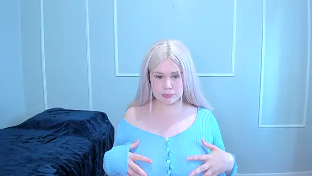 Snapshot of _leana_ chatting on October 3, 2025, 3:46 pm leana online show from October 3, 2025, 3:46 pm