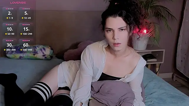 Snapshot of DamienLake chatting on October 11, 2025, 8:43 pm DamienLake online show from October 11, 2025, 8:43 pm