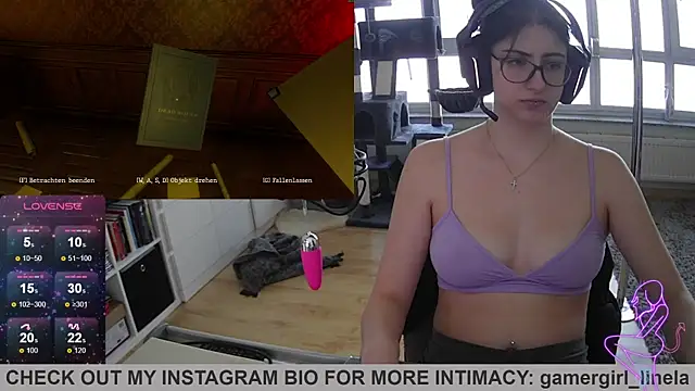 Snapshot of Gamergirl-Linela chatting on October 21, 2025, 9:52 am Gamergirl-Linela online show from October 21, 2025, 9:52 am