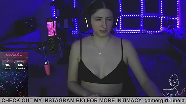 Snapshot of Gamergirl-Linela chatting on September 17, 2025, 10:45 pm Gamergirl-Linela online show from September 17, 2025, 10:45 pm