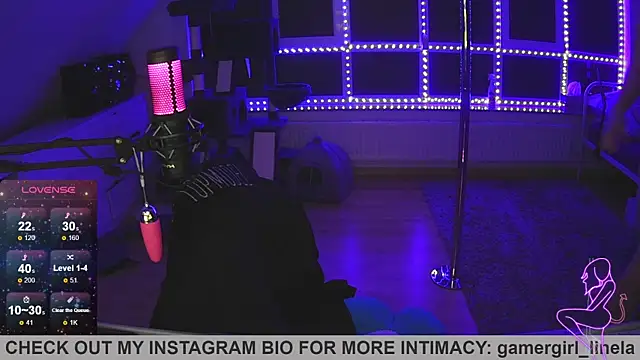 Snapshot of Gamergirl-Linela chatting on October 14, 2025, 10:53 pm Gamergirl-Linela online show from October 14, 2025, 10:53 pm