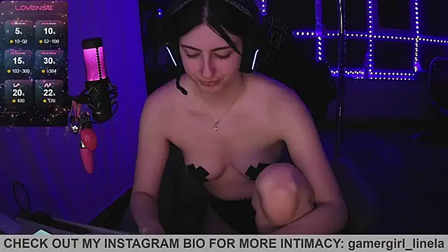 Gamergirl-Linela online show from April 12, 2026, 10:02 pm