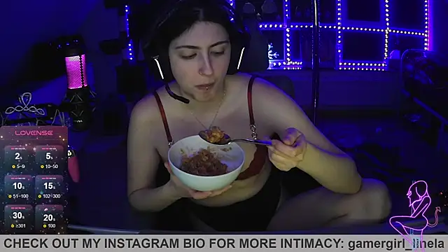 Gamergirl-Linela online show from December 22, 2025, 10:54 pm