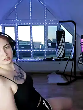 Gamergirl-Linela online show from March 3, 2025, 5:31 pm