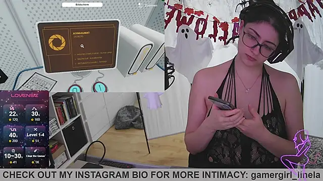 Snapshot of Gamergirl-Linela chatting on October 28, 2025, 9:52 am Gamergirl-Linela online show from October 28, 2025, 9:52 am