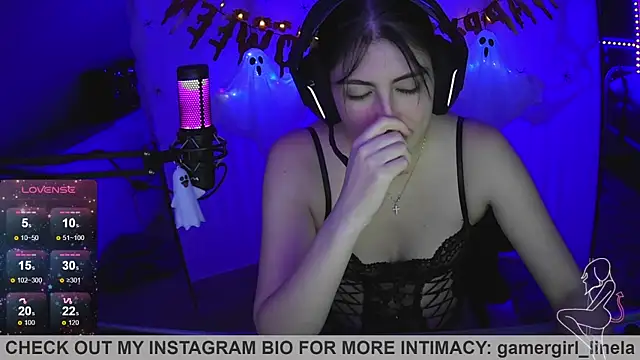 Snapshot of Gamergirl-Linela chatting on October 23, 2025, 8:51 pm Gamergirl-Linela online show from October 23, 2025, 8:51 pm