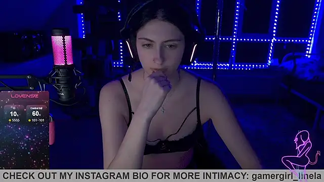 Snapshot of Gamergirl-Linela chatting on September 21, 2025, 11:21 pm Gamergirl-Linela online show from September 21, 2025, 11:21 pm