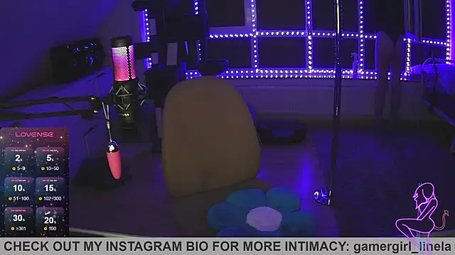 Snapshot of Gamergirl-Linela chatting on October 11, 2025, 8:43 pm Gamergirl-Linela online show from October 11, 2025, 8:43 pm