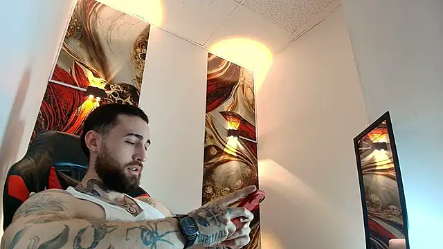 Luke davis01 online show from March 30, 2026, 1:12 pm