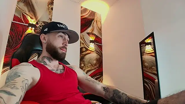 Snapshot of Luke_davis01 chatting on November 1, 2025, 1:05 pm Luke davis01 online show from November 1, 2025, 1:05 pm