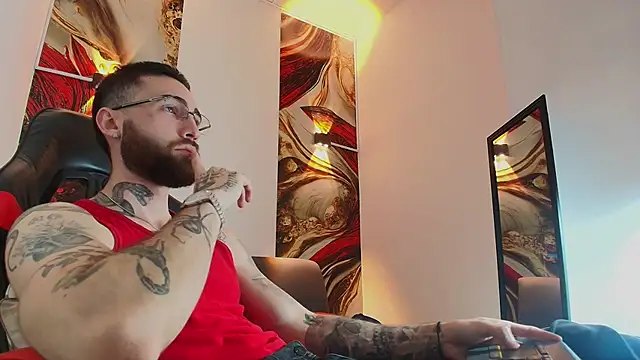 Snapshot of Luke_davis01 chatting on October 27, 2025, 1:34 pm Luke davis01 online show from October 27, 2025, 1:34 pm