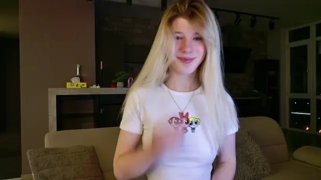 Snapshot of Bella_amory chatting on March 7, 2025, 8:22 pm Bella amory online show from March 7, 2025, 8:22 pm