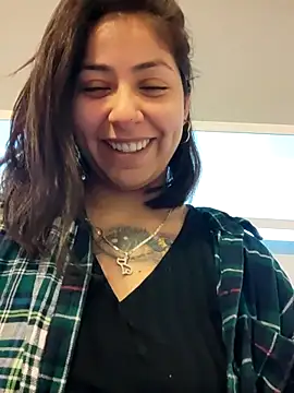 Snapshot of MaiPandora chatting on September 19, 2025, 10:25 pm MaiPandora online show from September 19, 2025, 10:25 pm