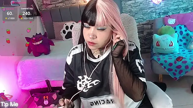pretty liar online show from September 9, 2025, 9:41 am