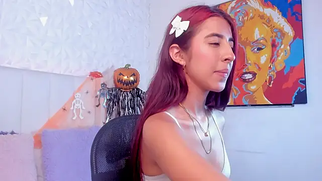 Snapshot of Mirandaa_Rogers chatting on October 26, 2025, 3:01 pm Mirandaa Rogers online show from October 26, 2025, 3:01 pm