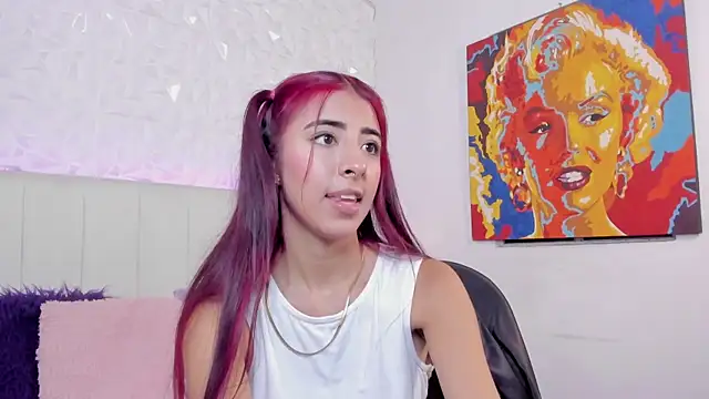 Snapshot of Mirandaa_Rogers chatting on September 29, 2025, 7:08 pm Mirandaa Rogers online show from September 29, 2025, 7:08 pm