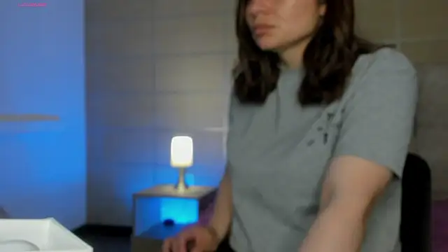 Snapshot of _michonne_ chatting on October 10, 2025, 9:04 pm  michonne  online show from October 10, 2025, 9:04 pm