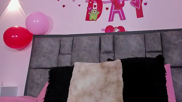 AdelaLust online show from February 13, 2026, 4:01 am