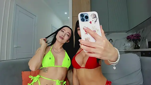 Snapshot of AmyLeeplay chatting on September 27, 2025, 4:13 pm AmyLeeplay online show from September 27, 2025, 4:13 pm