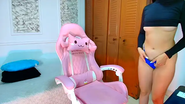 Danella houston online show from November 19, 2025, 1:00 pm