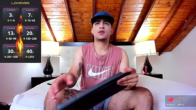 Snapshot of Sebastian_Berne chatting on October 11, 2025, 7:26 pm Sebastian Berne online show from October 11, 2025, 7:26 pm