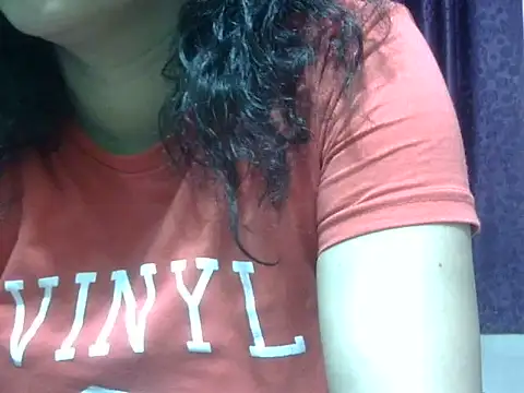 Snapshot of Your_cutiepie_ chatting on June 15, 2026, 12:05 pm Your cutiepie online show from June 15, 2026, 12:05 pm