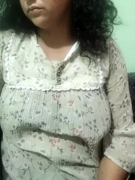 Snapshot of Your_cutiepie_ chatting on July 17, 2026, 12:35 pm Your cutiepie online show from July 17, 2026, 12:35 pm